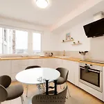 Magnifique 6 Personnes Gare De Avec Parking *